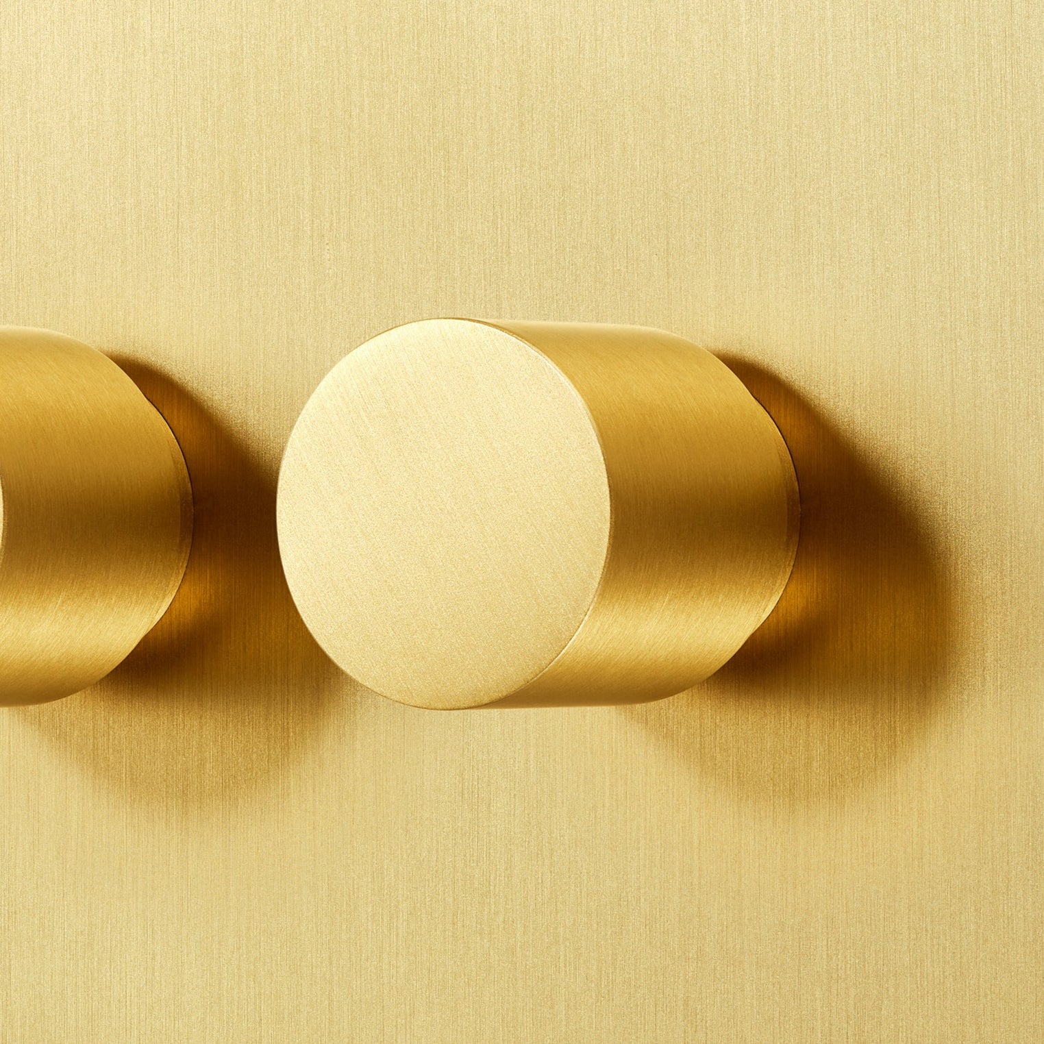 3-Gang Switch – Plank Hardware
