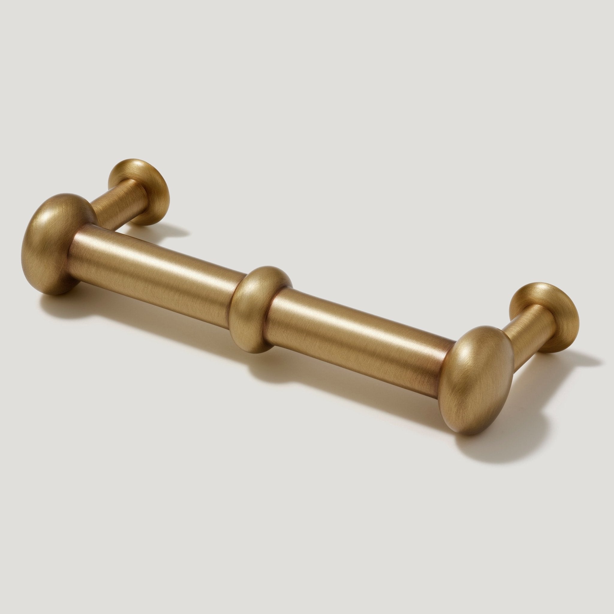 PEYTON Traditional D Bar Pull - Heirloom Brass - Plank Hardware