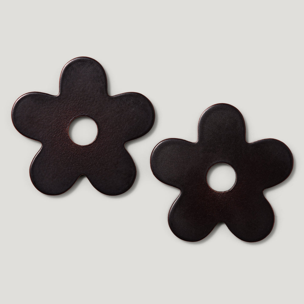Plank Hardware Cabinetry ADA Pair of Small Flower Handle Backplates - Blackened Bronze