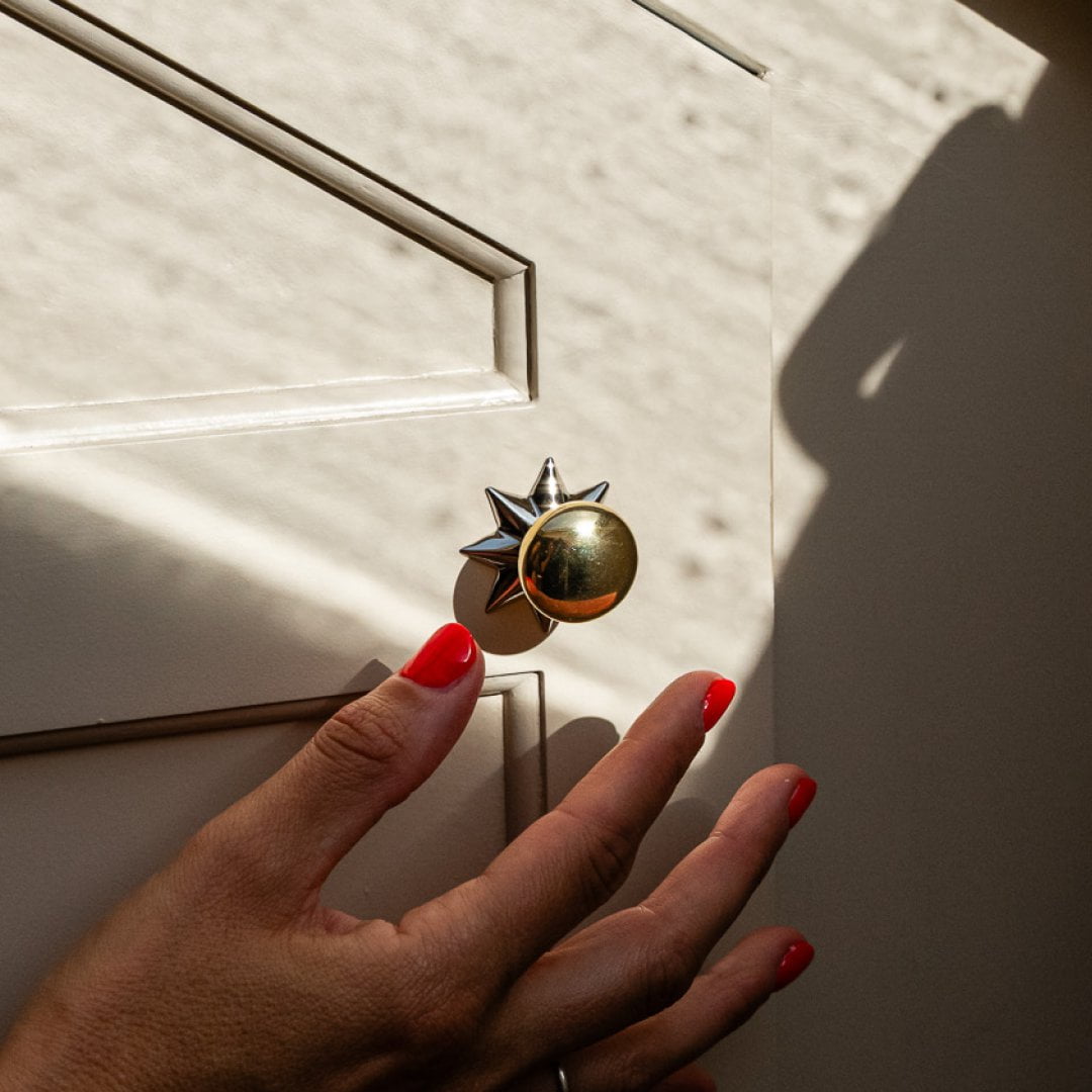 Plank Hardware Cabinetry ADELIA Knob - Unlacquered Brass
