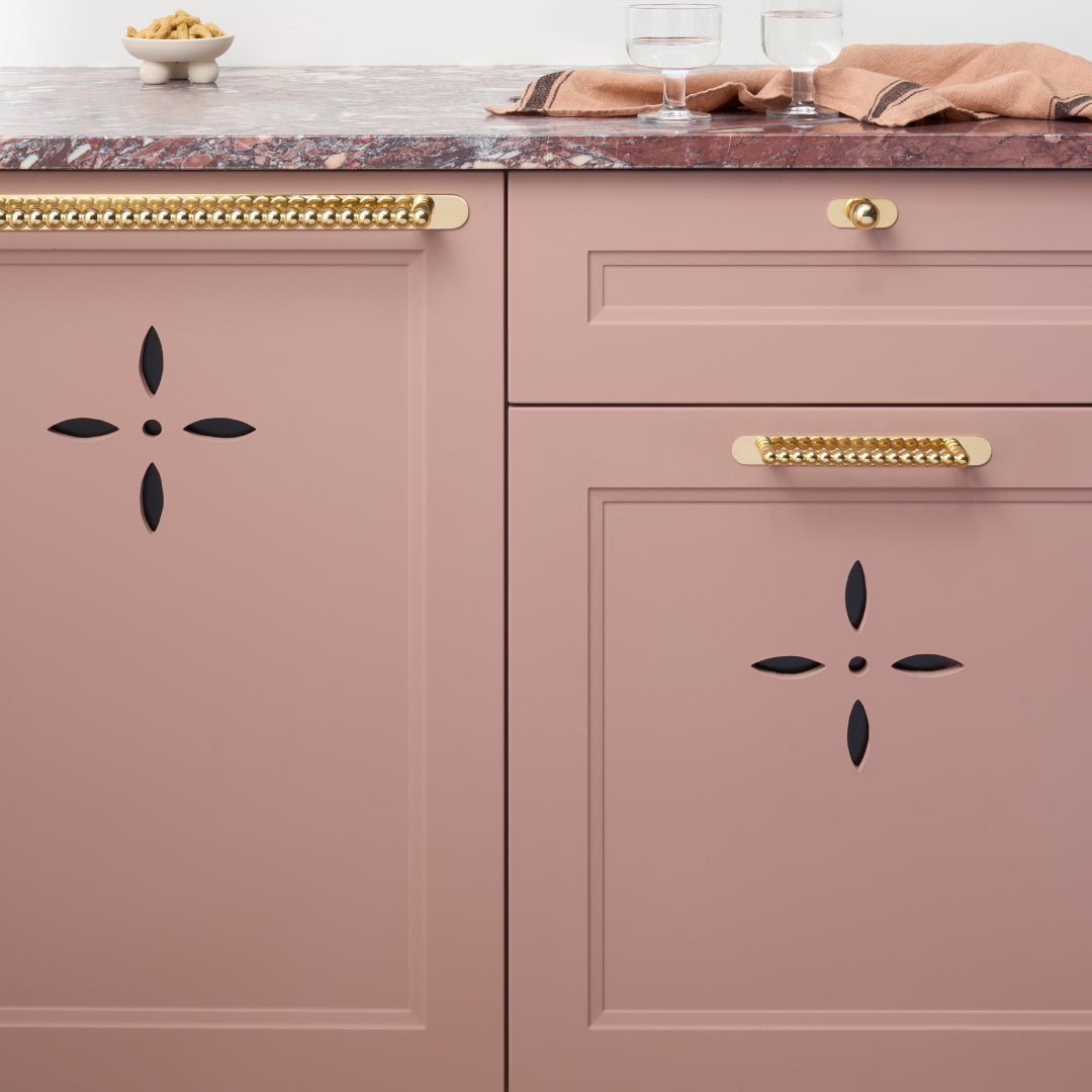 Plank Hardware Cabinetry 476mm (457mm CC) BOBBIN 476mm Heavyweight Handle - Unlacquered Brass