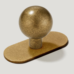 Abgerundeter BOBBIN-Knopf – gealtertes Messing