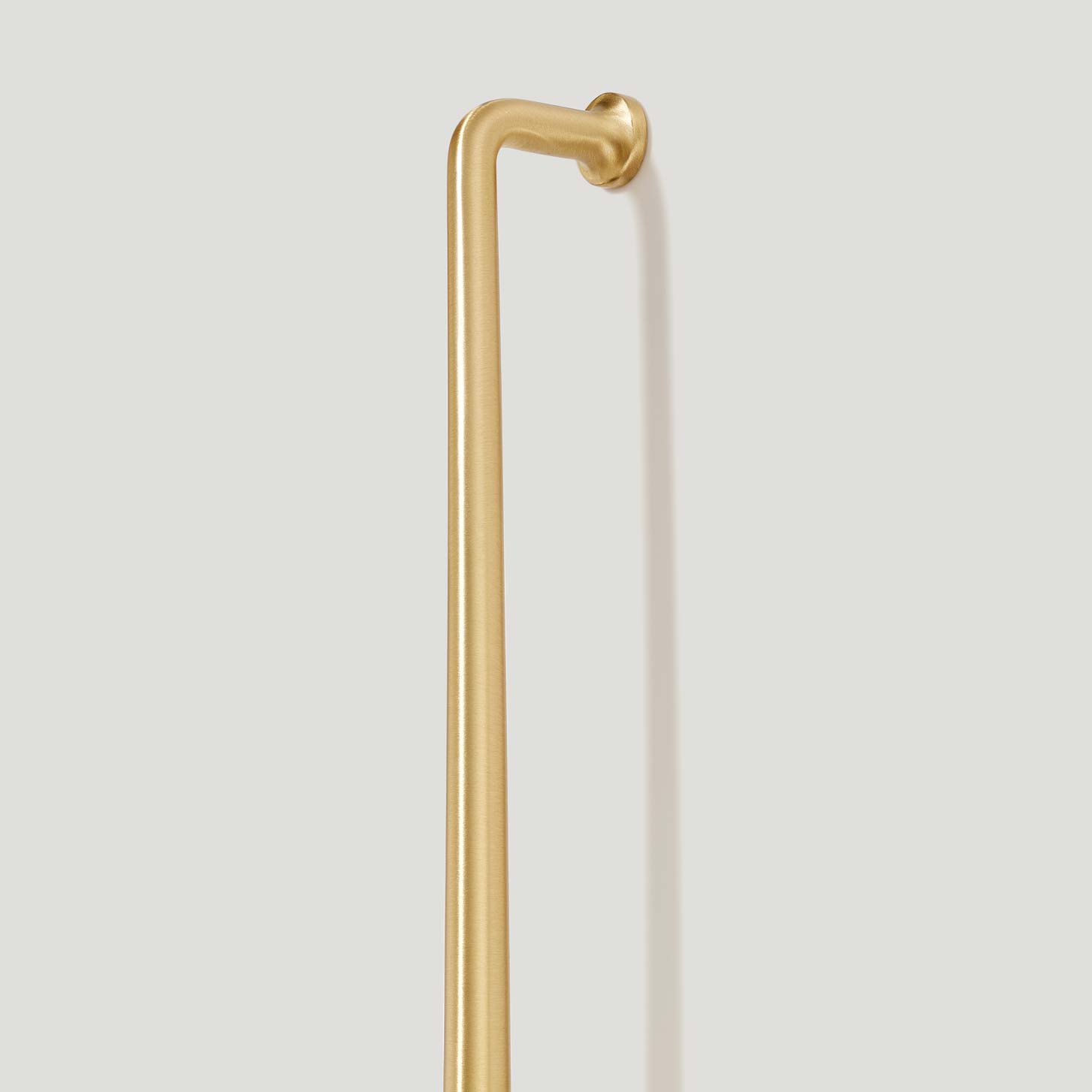Plank Hardware Cabinetry GRAYSON Heavyweight Long Handle - Brass