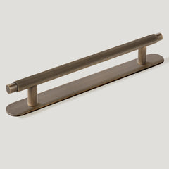 KEPLER Knurled T-Bar Handle - Antique Brass