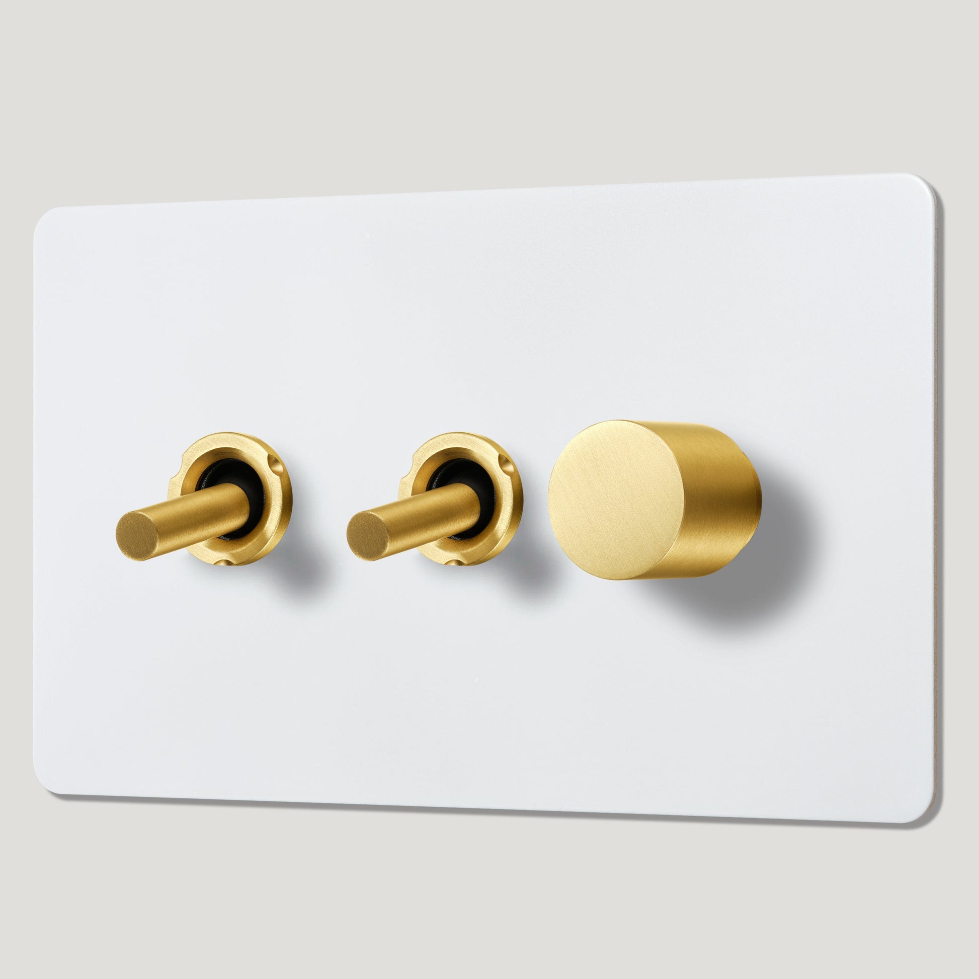Plank Hardware Electric MAXWELL 3G Paintable Mixed Switch 2Toggle/ 1Dimmer - Brass