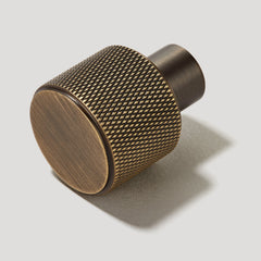 REVILL Knurled Knob - Antique Brass