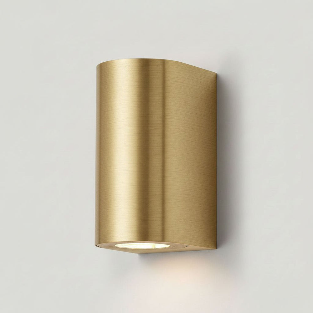 Plank Hardware Lighting CANTO Wall Light - Rustic Brass
