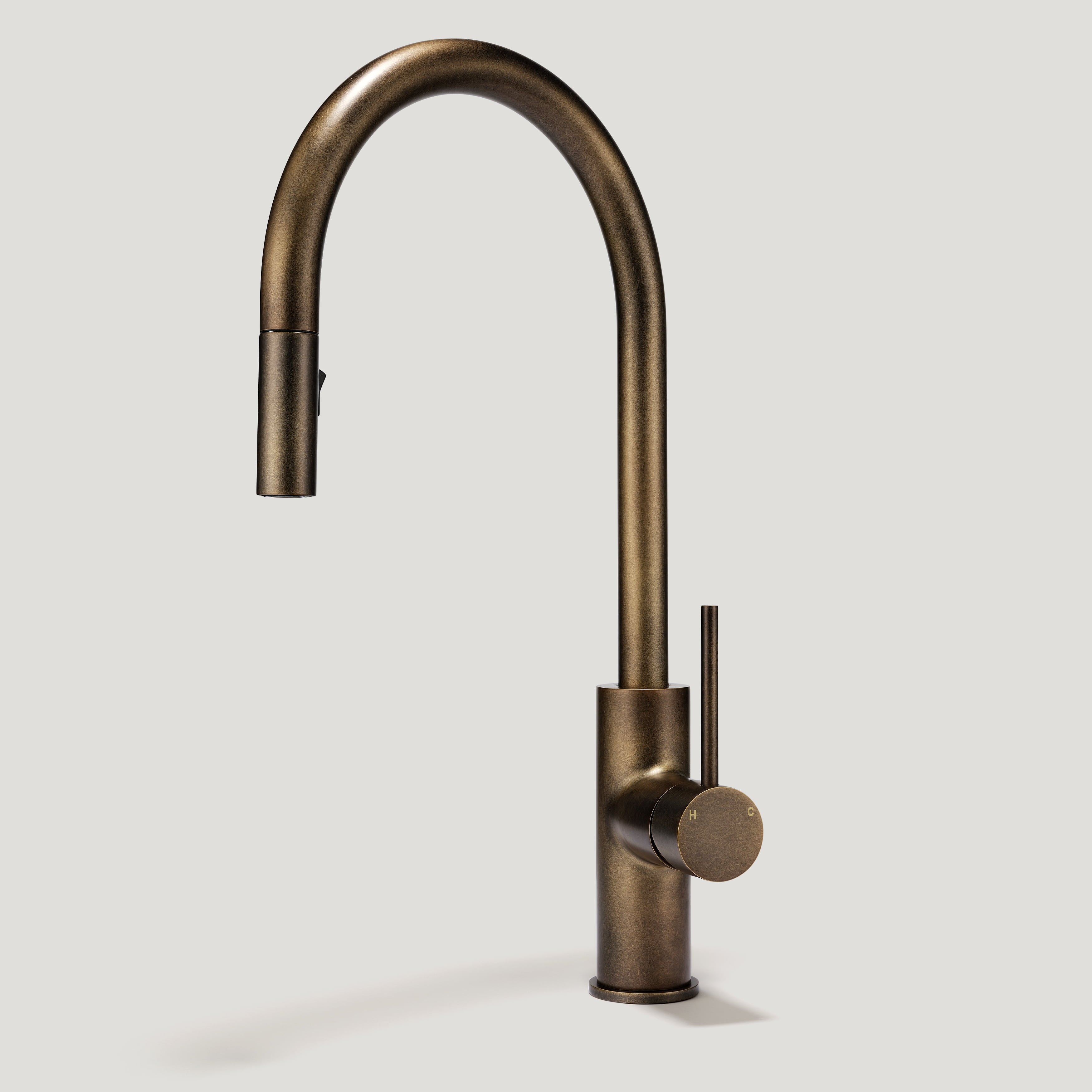 Plank Hardware Taps MORGAN Pull Out Tap - Antique Brass